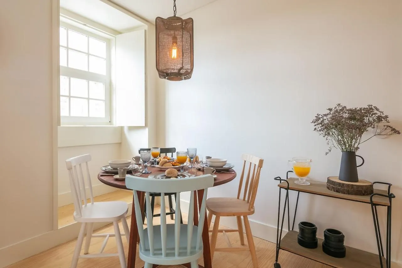 Almaria - Officina Real Apartments | Chiado Lisbona