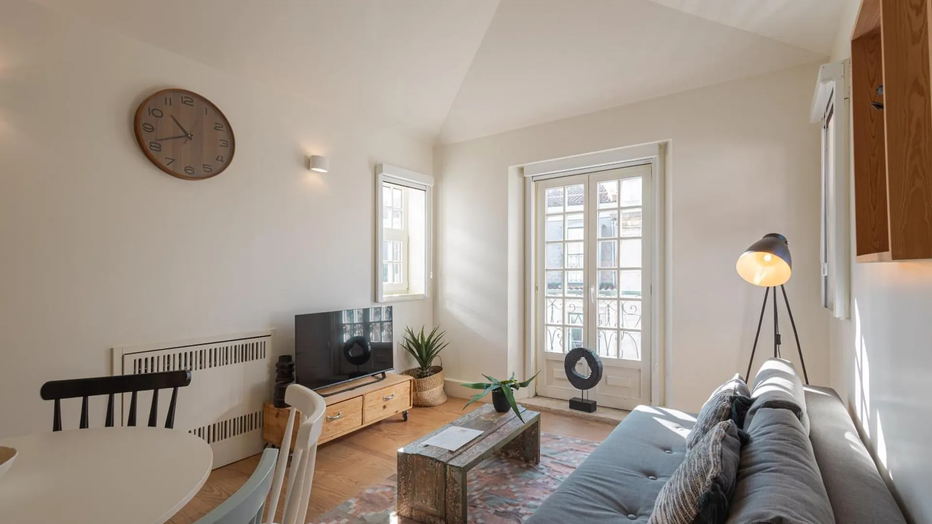Almaria - Officina Real Apartments | Chiado Lisbona Portogallo