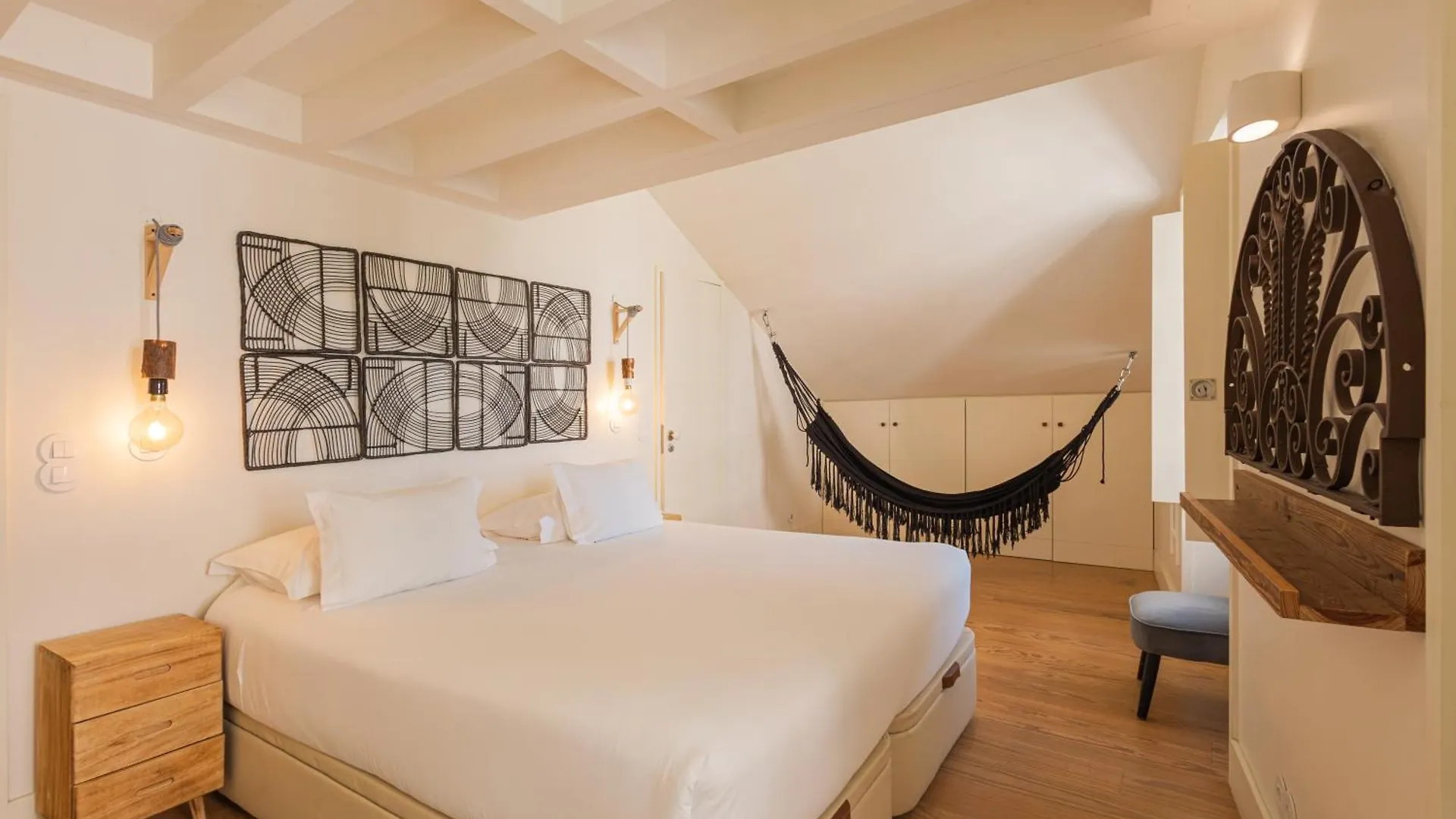 Almaria - Officina Real Apartments | Chiado Lisbona