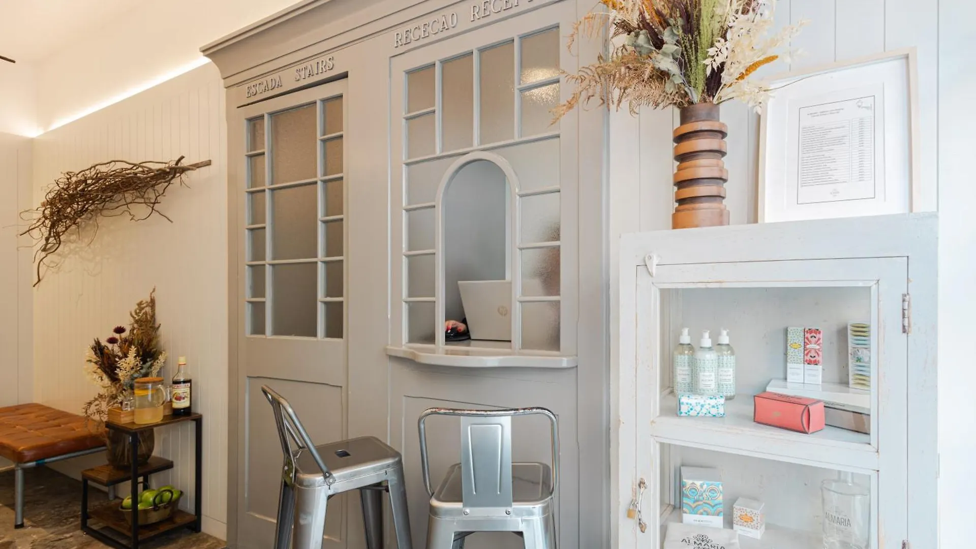 Almaria - Officina Real Apartments | Chiado Lisbona