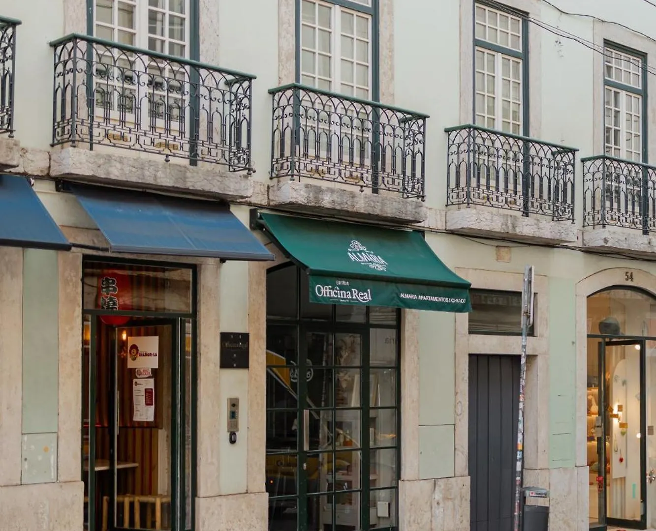 Almaria - Officina Real Apartments | Chiado Lisbona 0*,