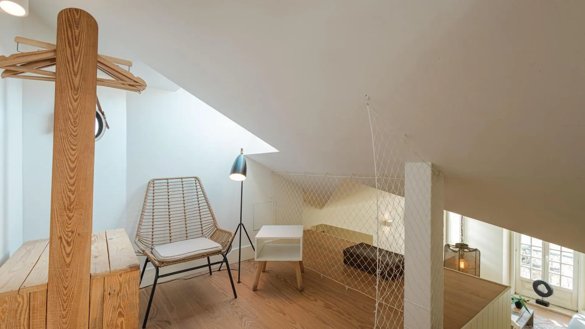 Almaria - Officina Real Apartments | Chiado Lisbona