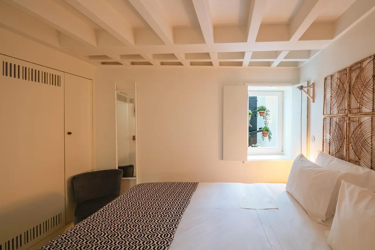 Almaria - Officina Real Apartments | Chiado Lisbona