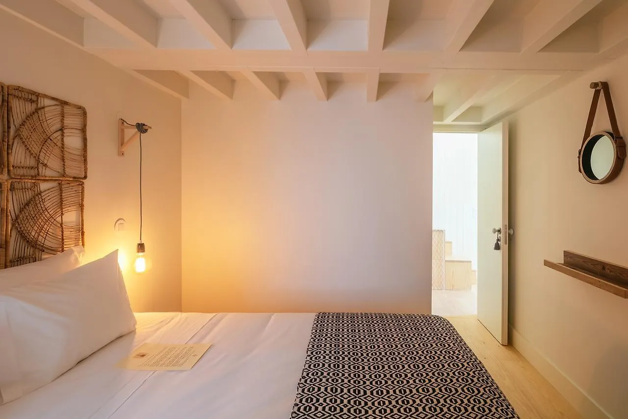 Almaria - Officina Real Apartments | Chiado Lisbona Portogallo