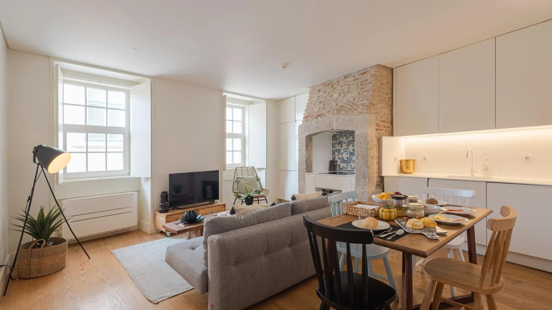 Almaria - Officina Real Apartments | Chiado Lisbon 0*,  Portugal